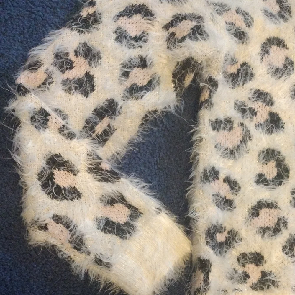 The Children's Place Cream and Black Fuzzy Sweater - Picture 3 of 8